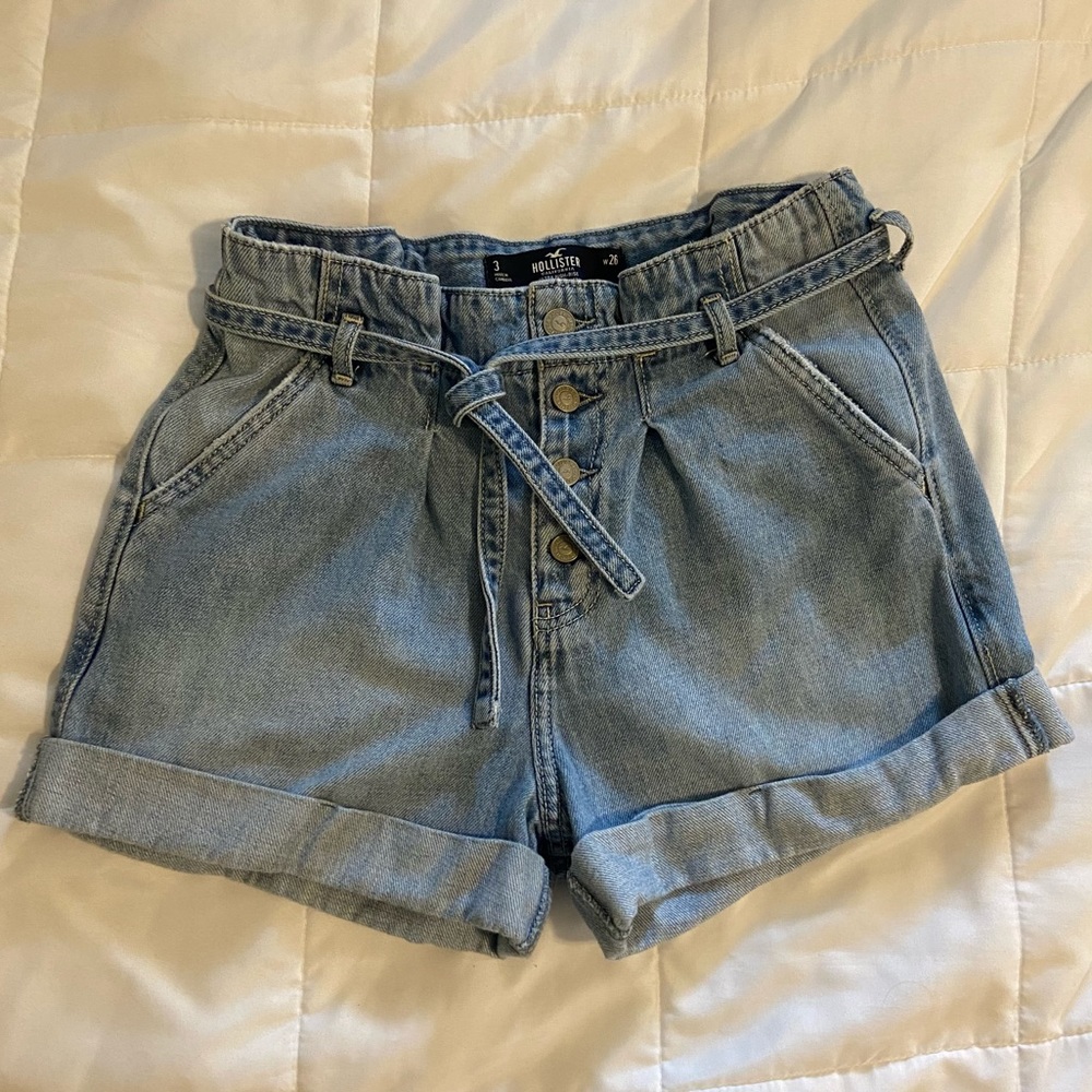 HOLLISTER ULTRA HIGH RISE PAPER BAG DENIM SHORTS